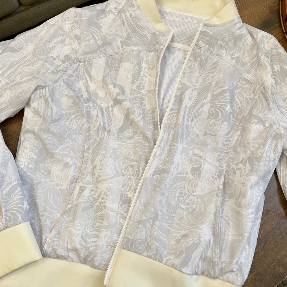 SOLD Lululemon reversible bomber jacket